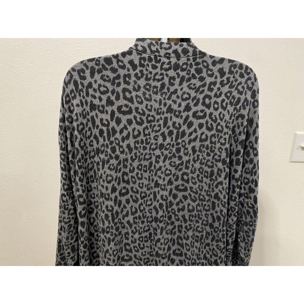 Terra & Sky Womens 2 XL Sweater Long 3/4 Sleeve Leopard Print Open - Picture 9 of 11